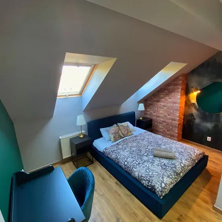 Angelika9i 3 Mountain Aparts *